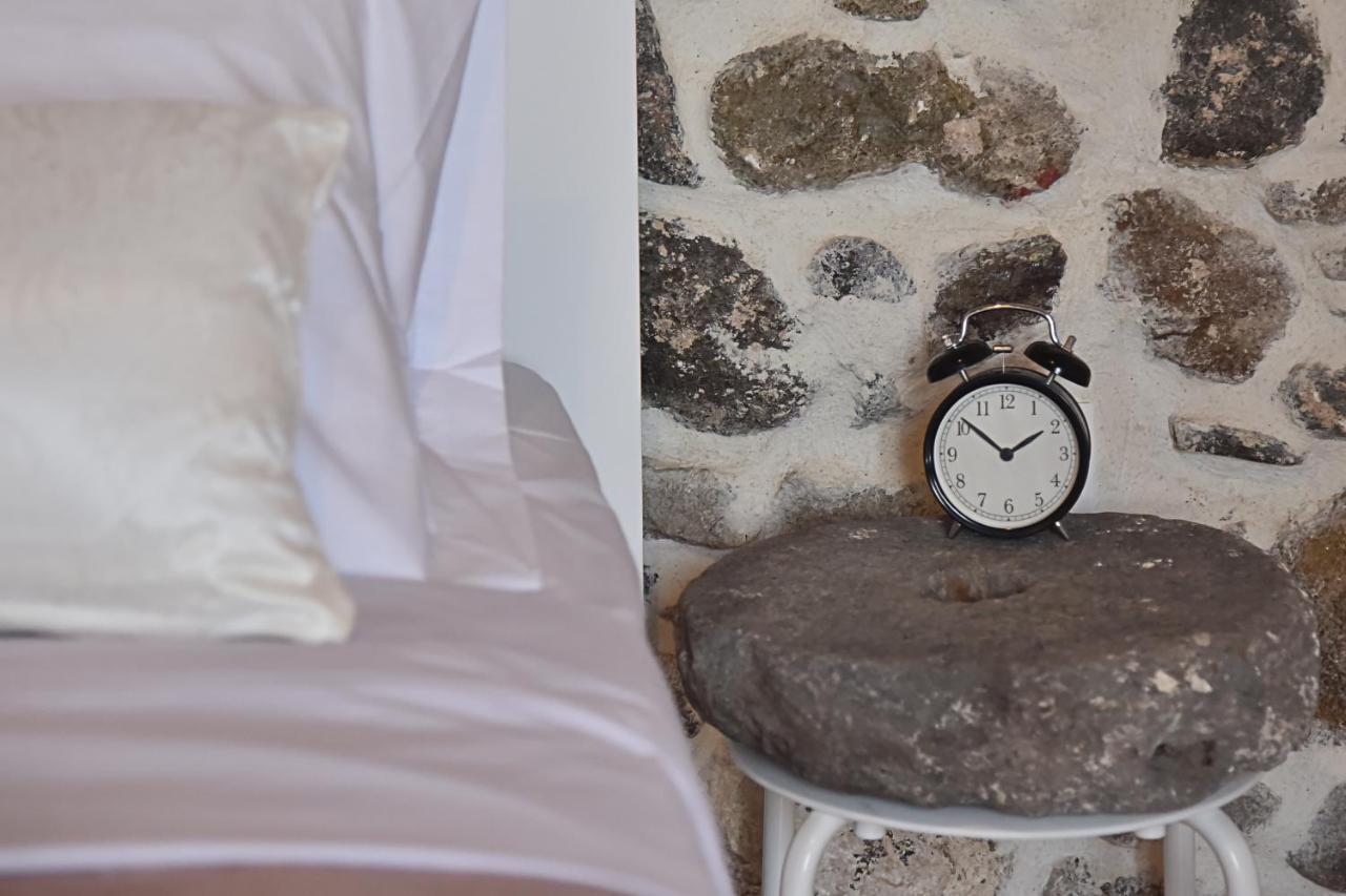 Patriko Nisyrian Guesthouse Mandrákion Eksteriør billede